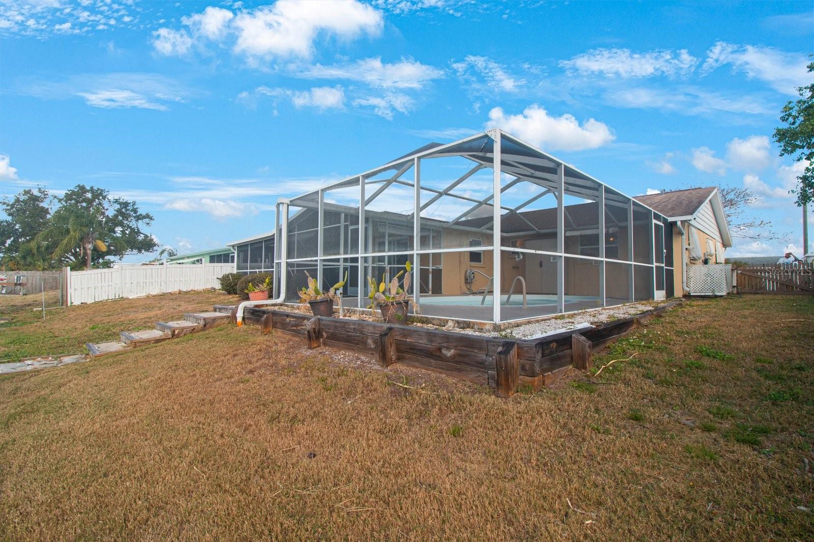 1069 RUSHMORE DR, HOLIDAY, FL, 34690