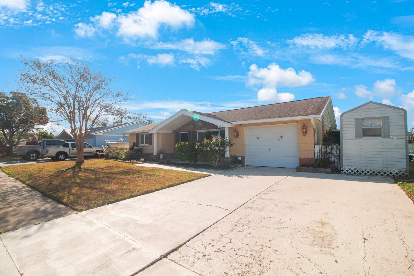 1069 RUSHMORE DR, HOLIDAY, FL, 34690