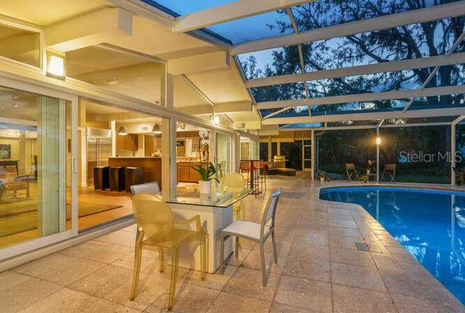 3512 E FOREST LAKE DR, SARASOTA, FL, 34232