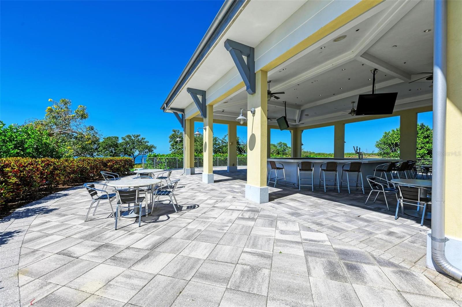 321 SAPPHIRE LAKE DR #202, BRADENTON, FL, 34209