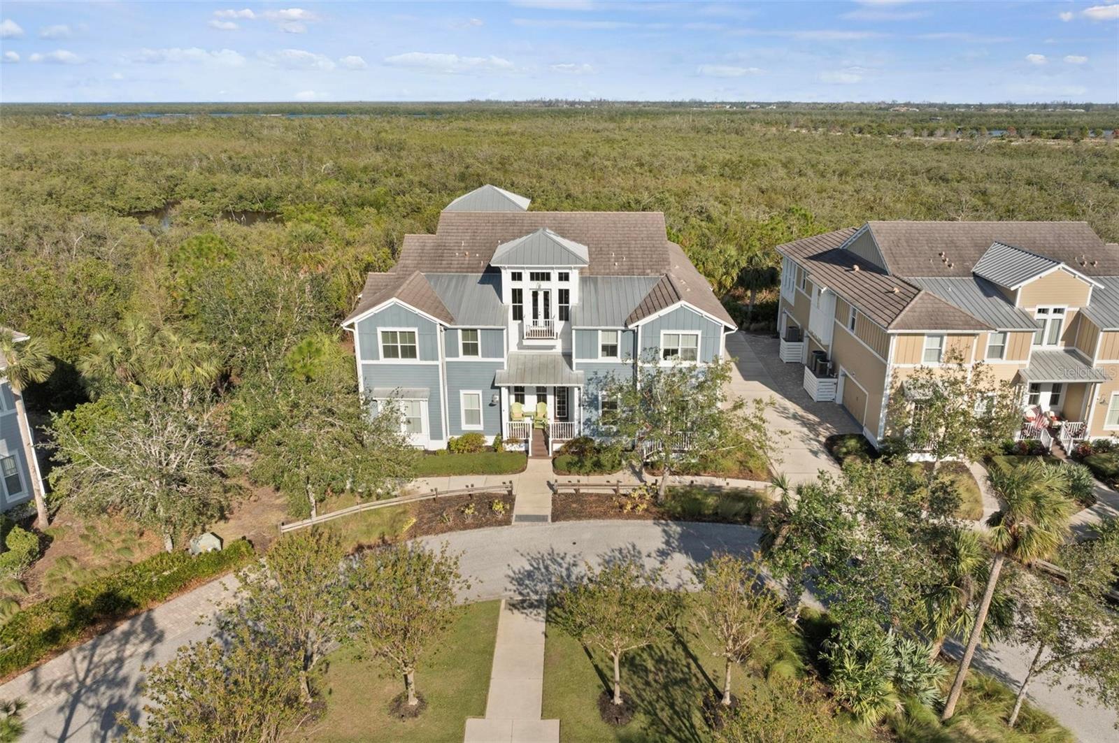 321 SAPPHIRE LAKE DR #202, BRADENTON, FL, 34209