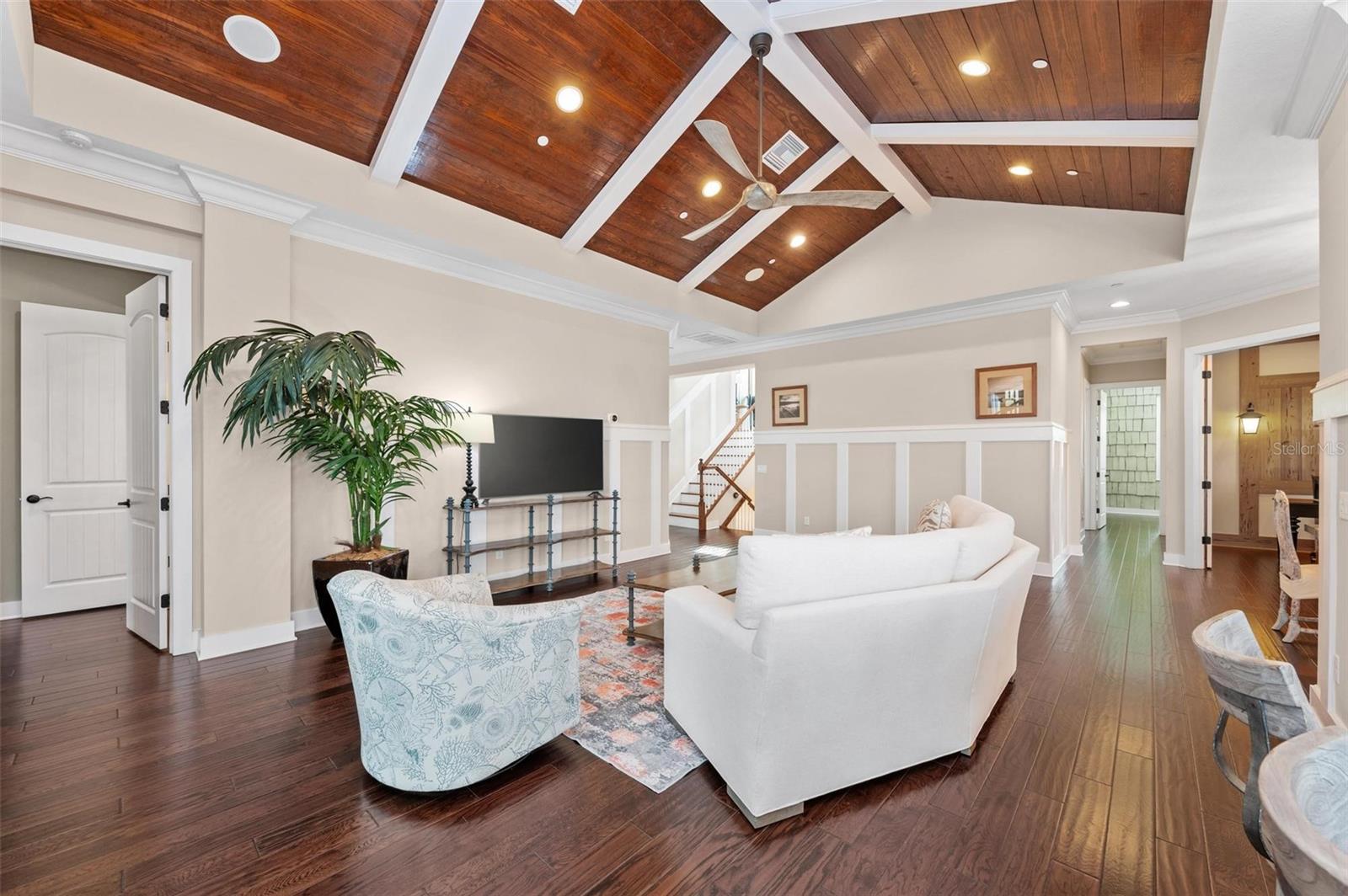 321 SAPPHIRE LAKE DR #202, BRADENTON, FL, 34209