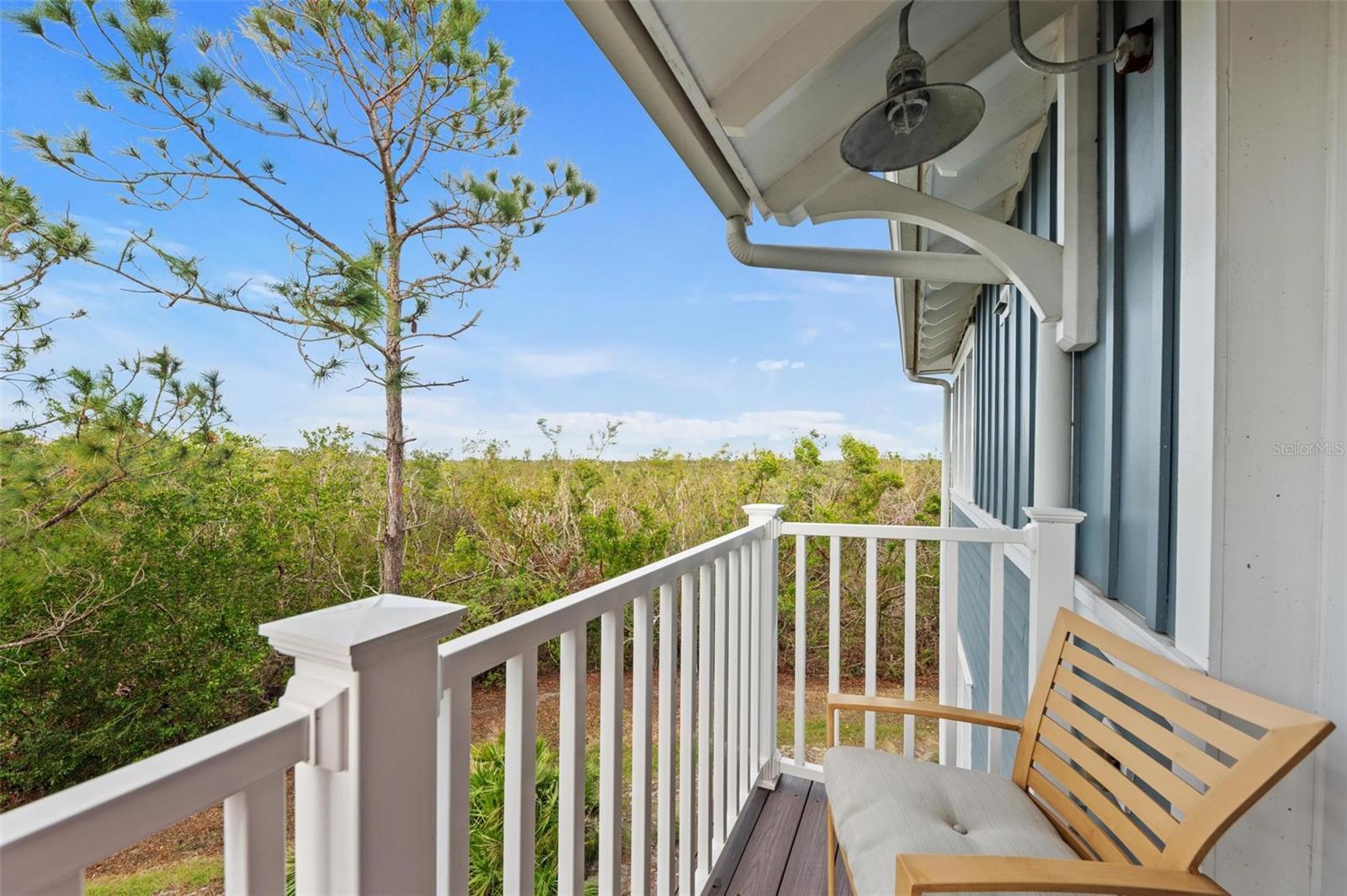 321 SAPPHIRE LAKE DR #202, BRADENTON, FL, 34209