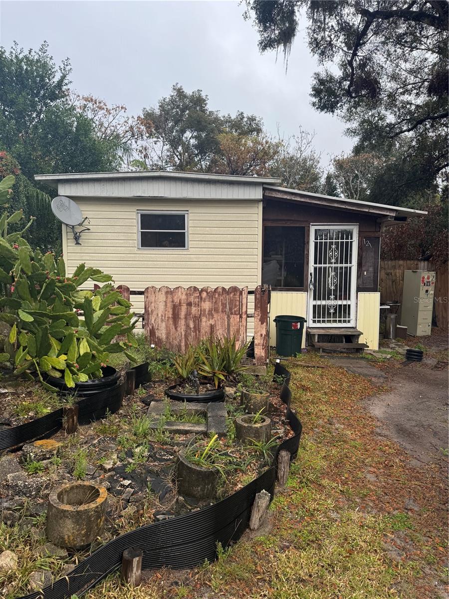 121 BUCKEYE ACRES DR, OSTEEN, FL, 32764