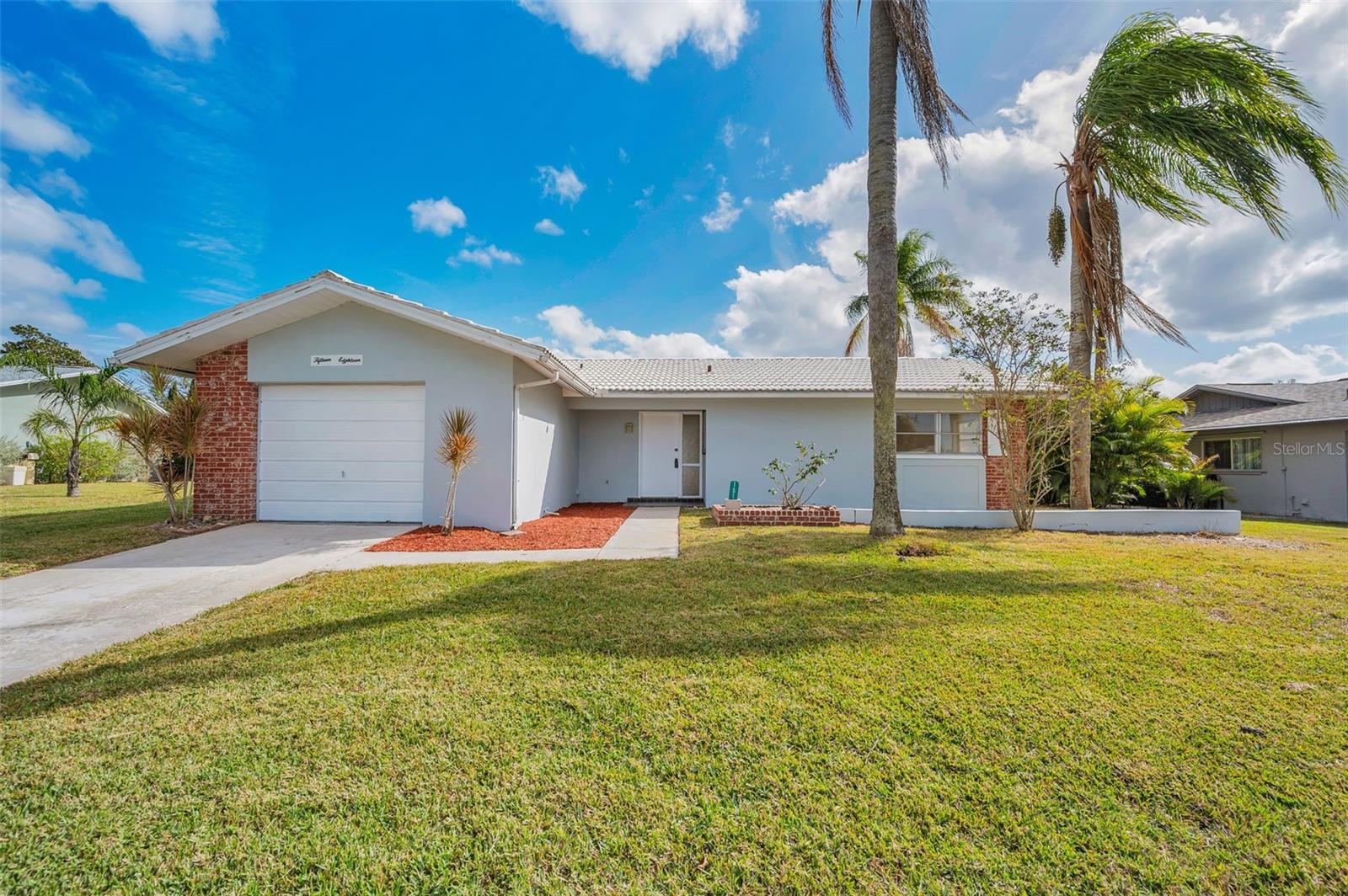 1518 W DORCHESTER DR, PALM HARBOR, FL, 34684