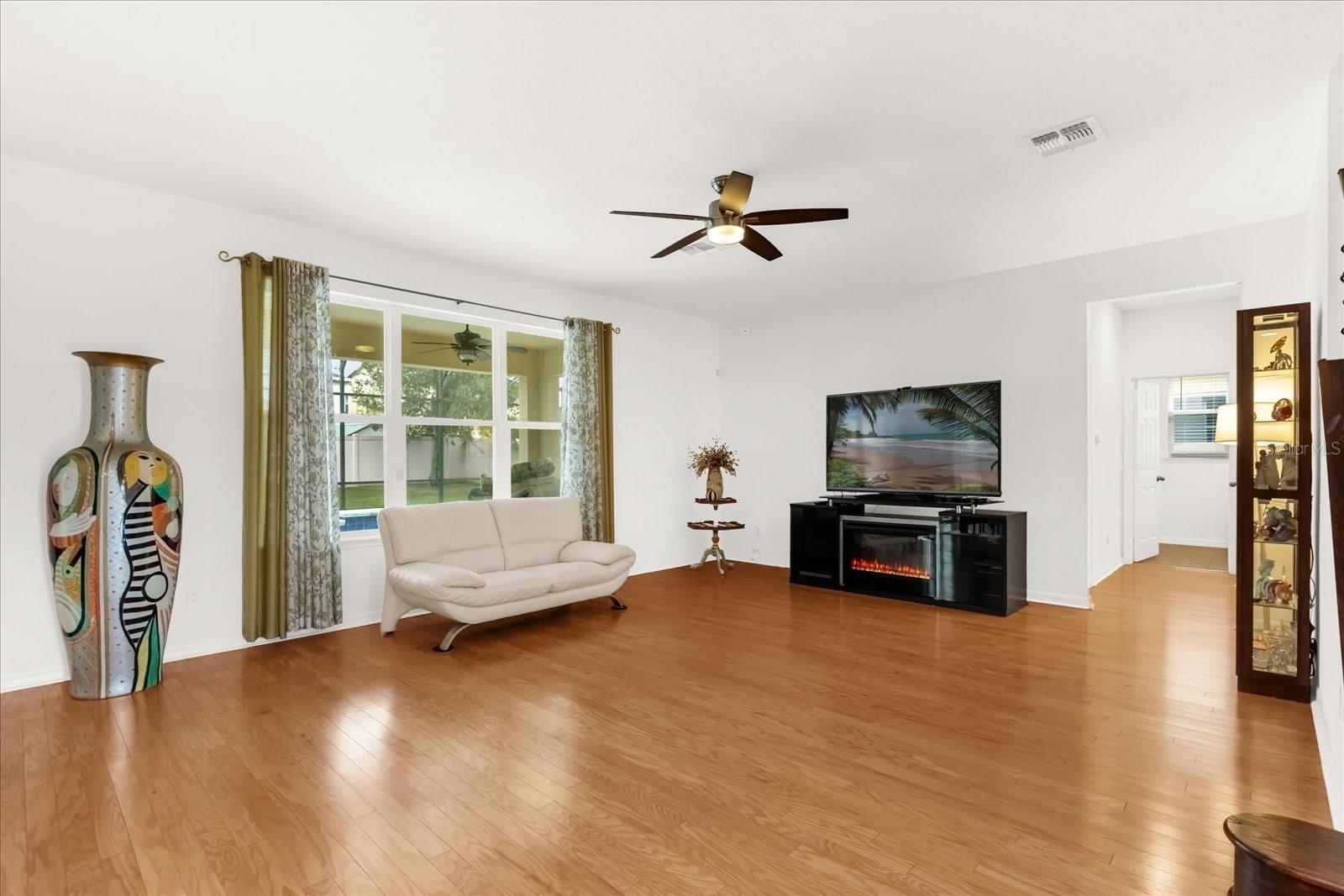 2811 CARTER GROVE LN, KISSIMMEE, FL, 34741