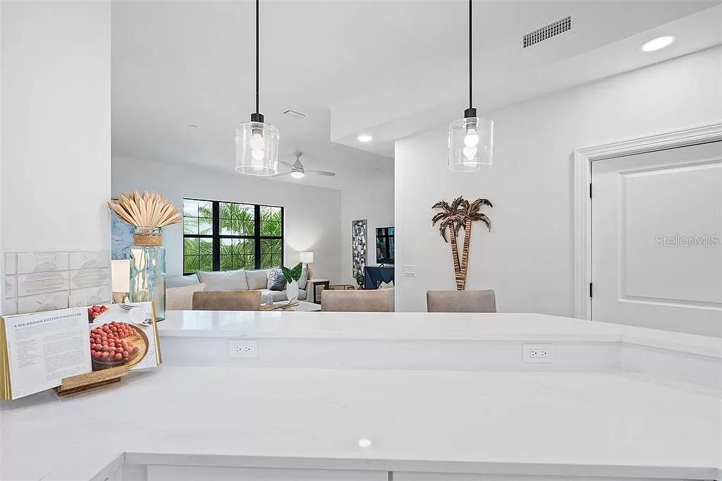6418 MARGARITA SHORES LN, APOLLO BEACH, FL, 33572