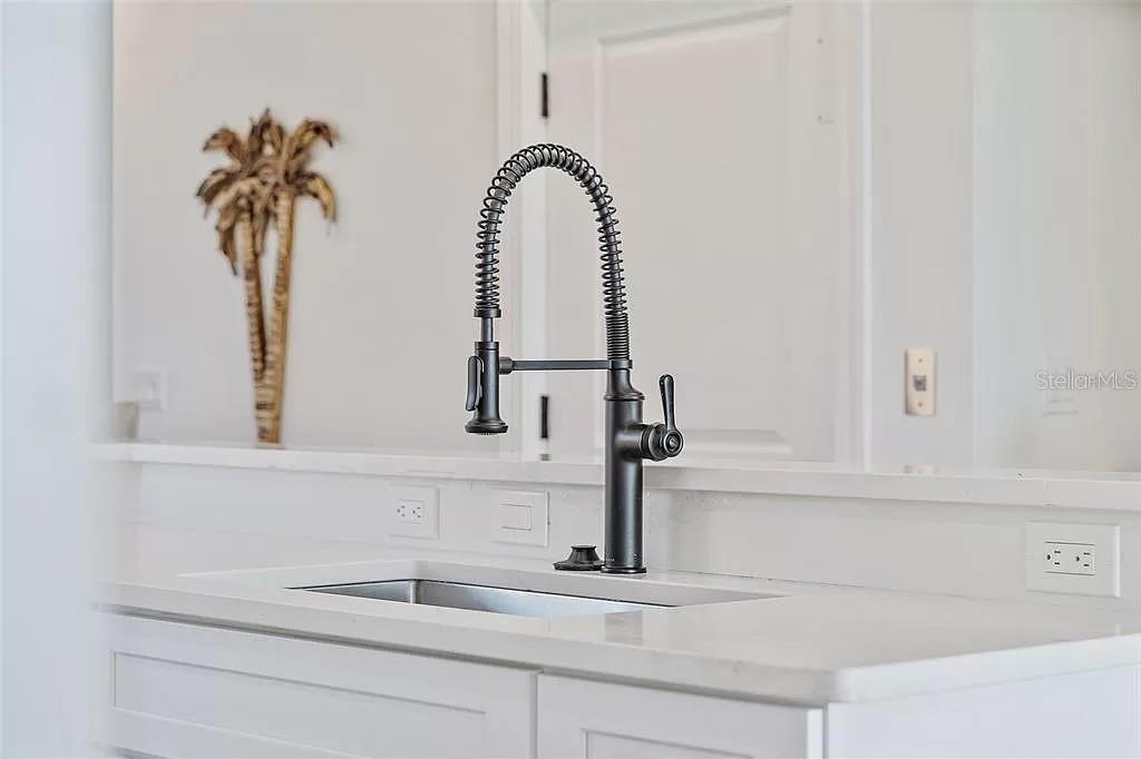 6418 MARGARITA SHORES LN, APOLLO BEACH, FL, 33572