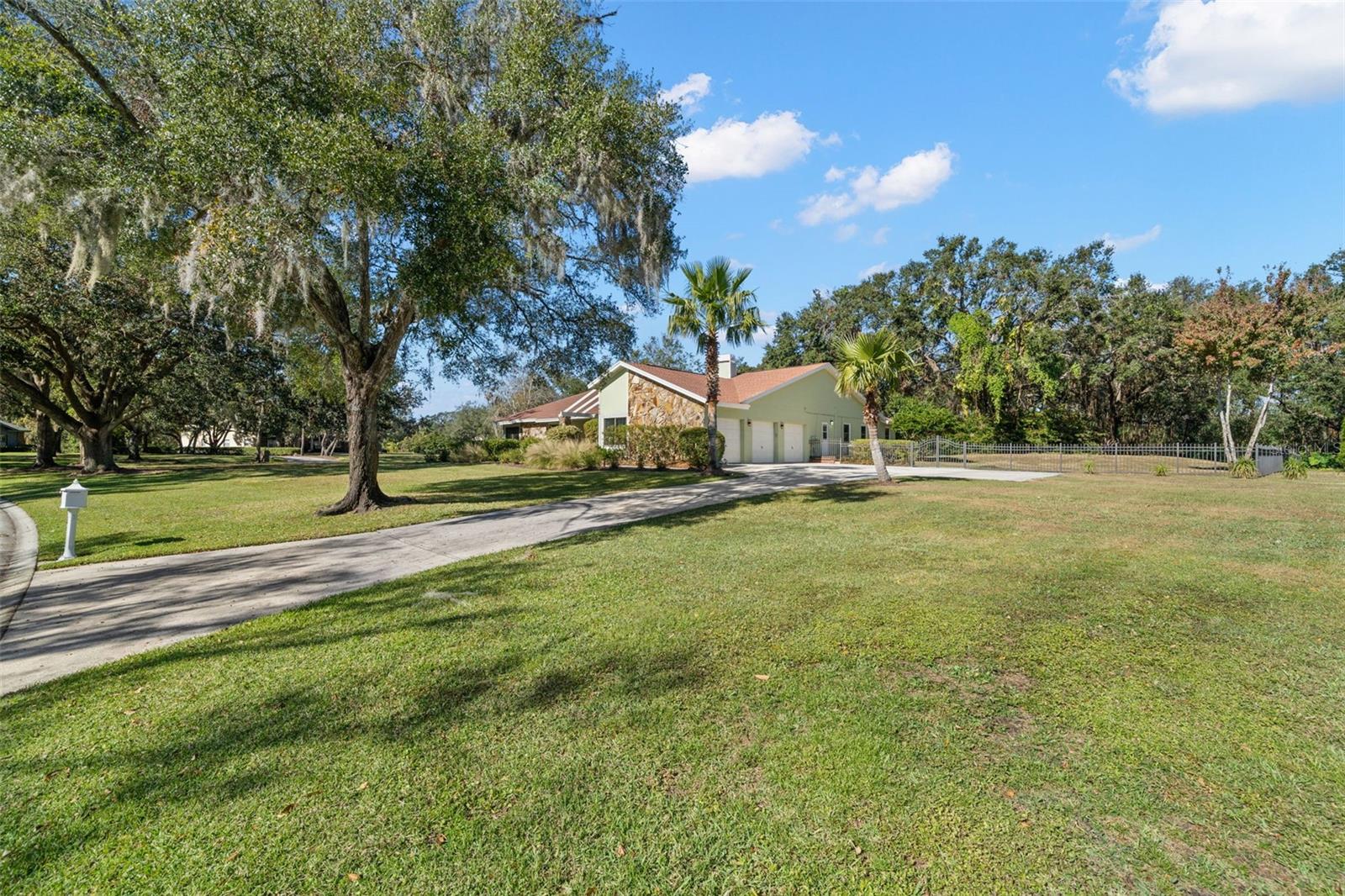 902 FLATWOOD CT, BRANDON, FL, 33511