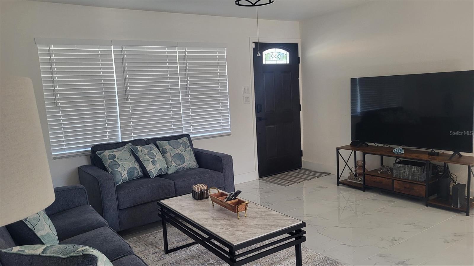 808 CATHERINE AVE, DAYTONA BEACH, FL, 32117