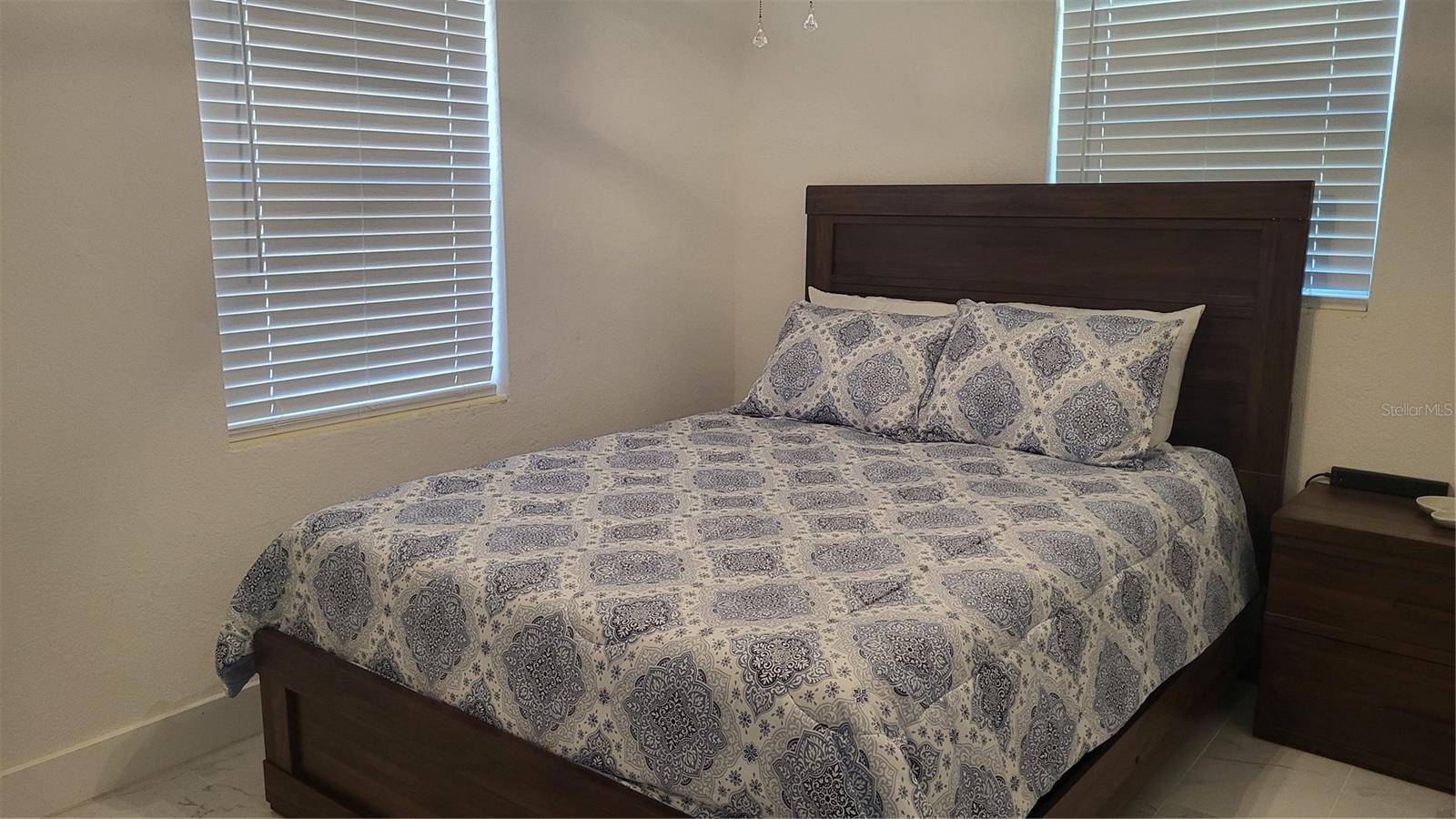 808 CATHERINE AVE, DAYTONA BEACH, FL, 32117