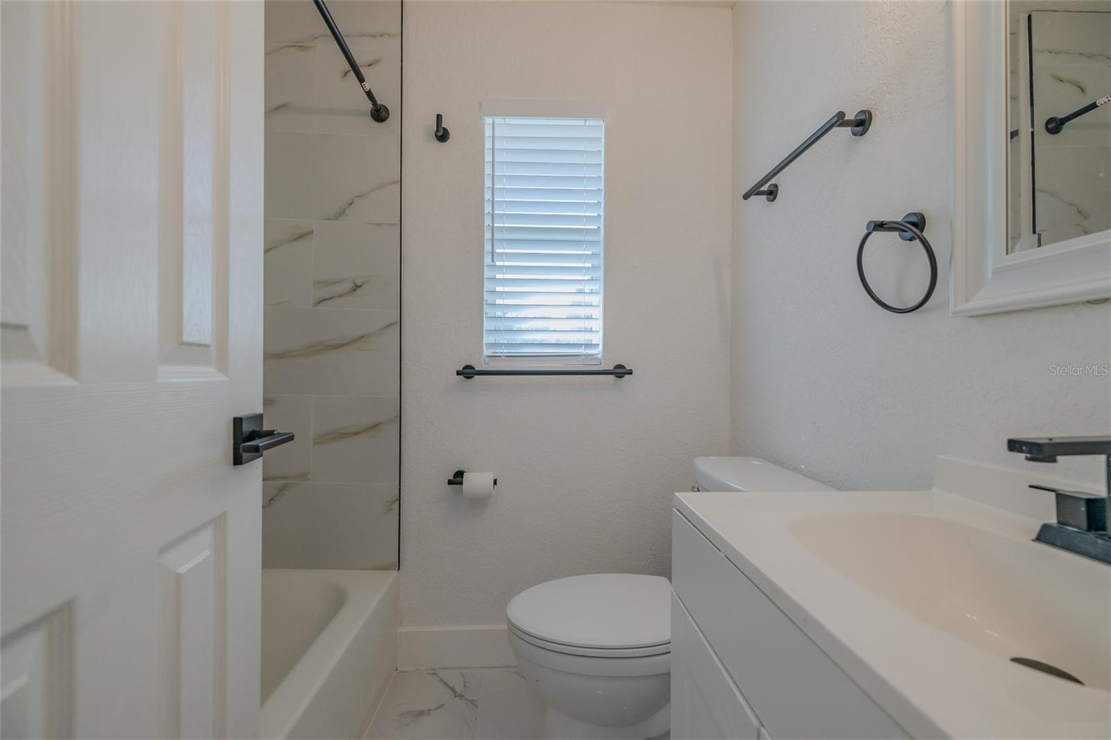 808 CATHERINE AVE, DAYTONA BEACH, FL, 32117