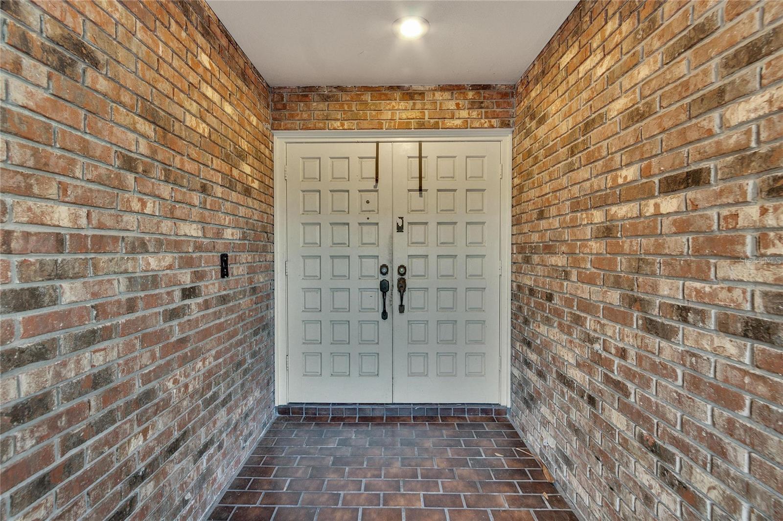 1903 COUNTRY CLUB CT, PLANT CITY, FL, 33566