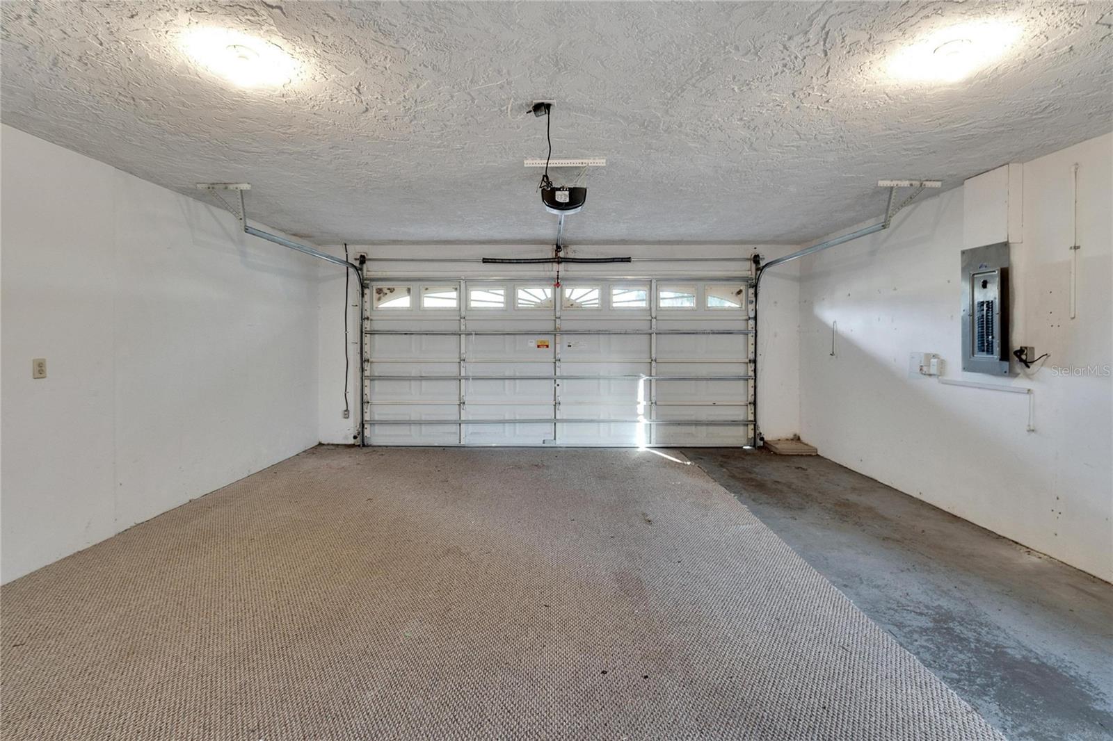 1903 COUNTRY CLUB CT, PLANT CITY, FL, 33566