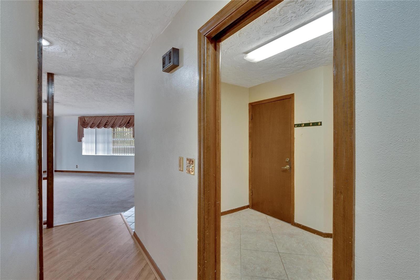 1903 COUNTRY CLUB CT, PLANT CITY, FL, 33566