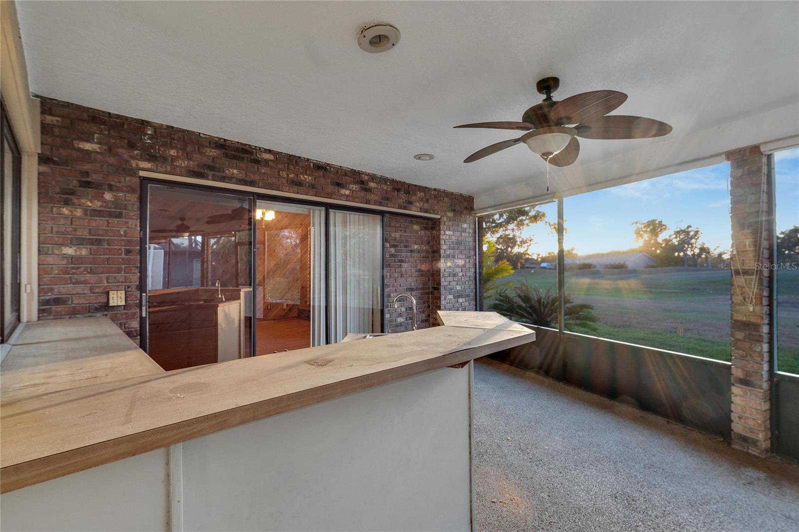 1903 COUNTRY CLUB CT, PLANT CITY, FL, 33566