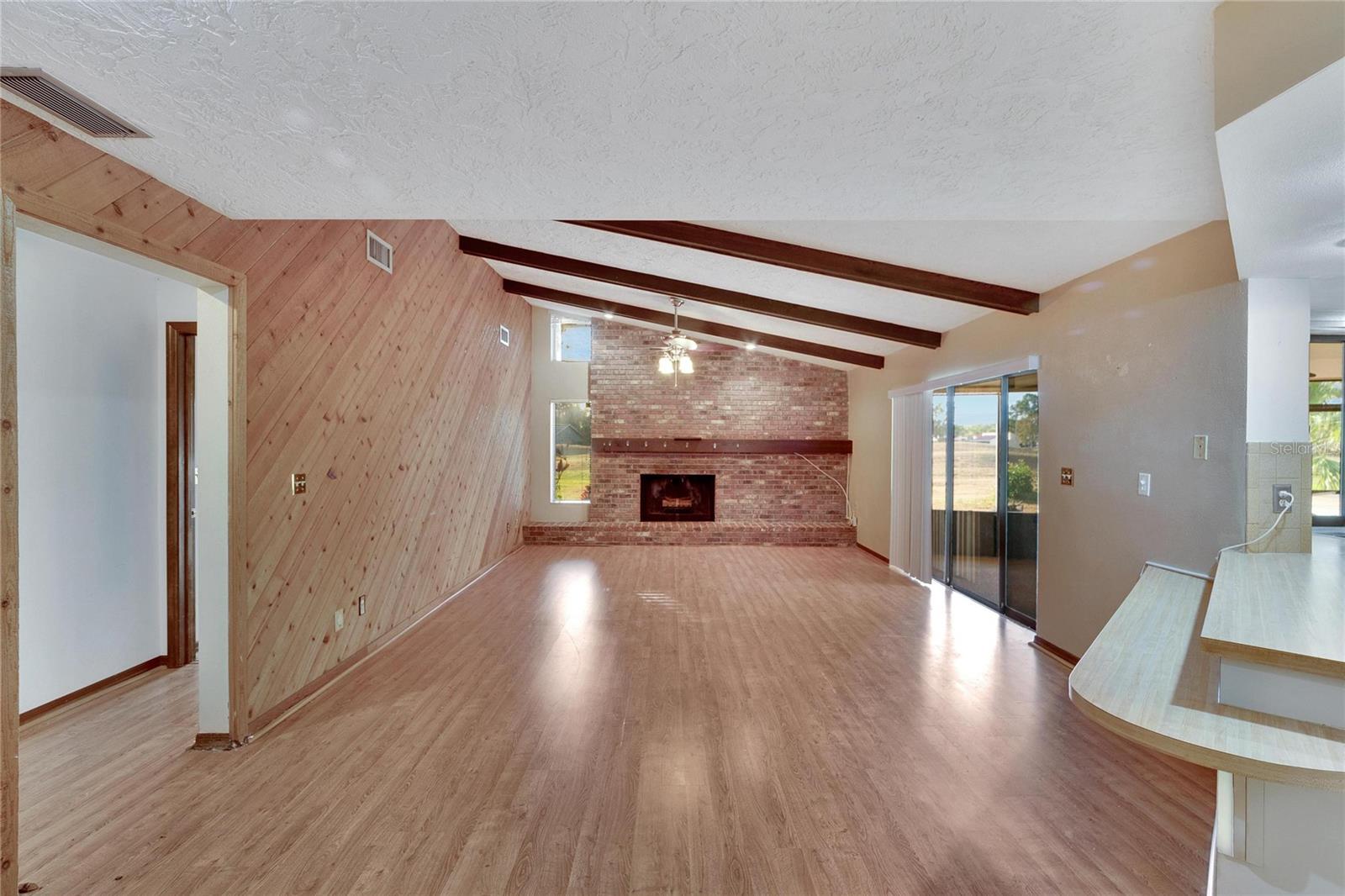 1903 COUNTRY CLUB CT, PLANT CITY, FL, 33566