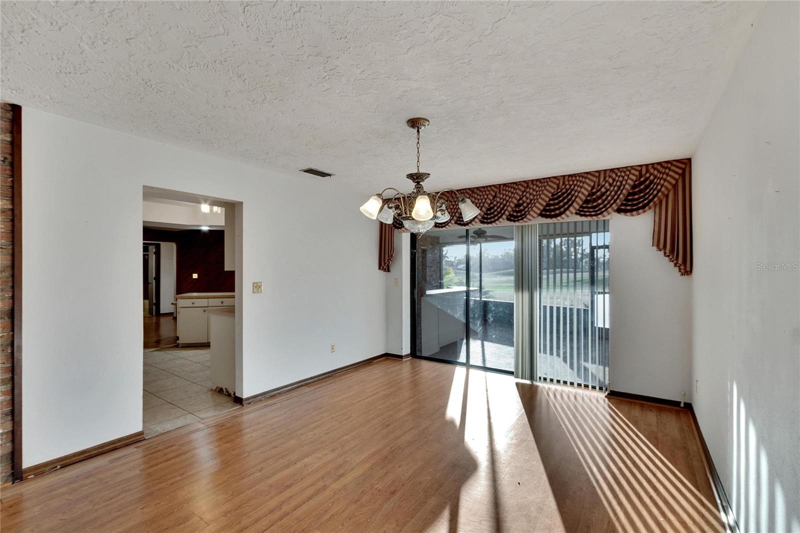 1903 COUNTRY CLUB CT, PLANT CITY, FL, 33566