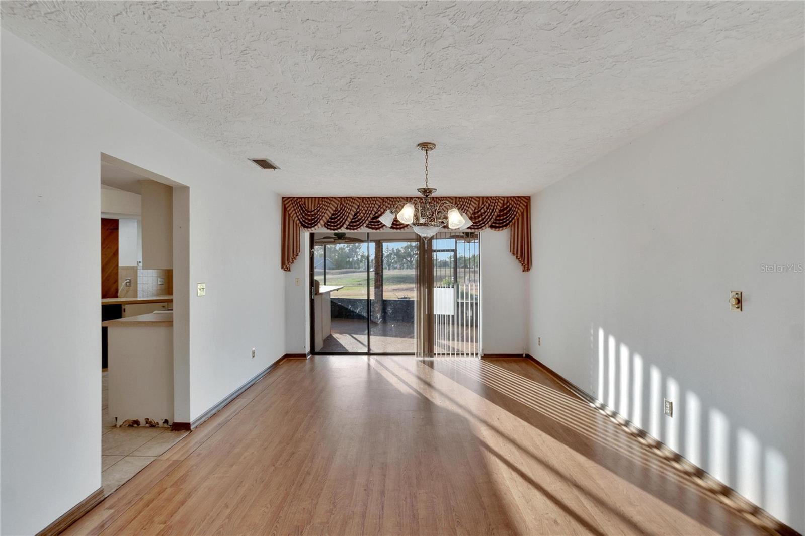 1903 COUNTRY CLUB CT, PLANT CITY, FL, 33566