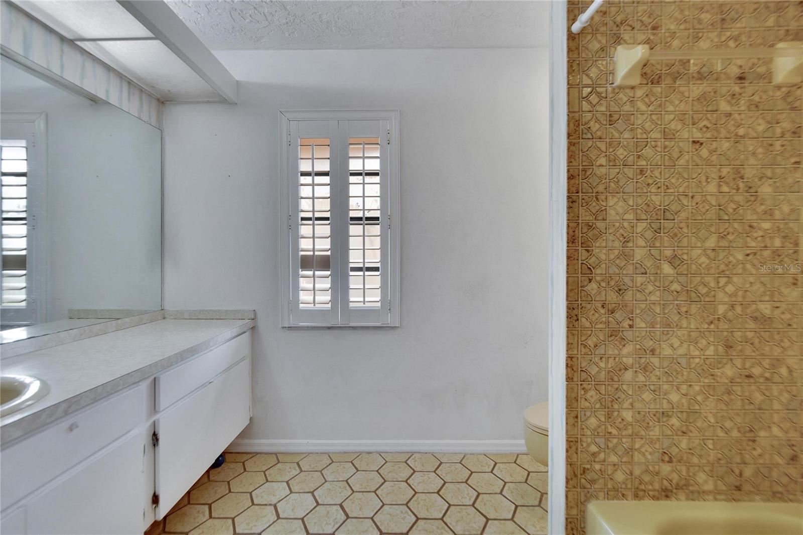 1903 COUNTRY CLUB CT, PLANT CITY, FL, 33566