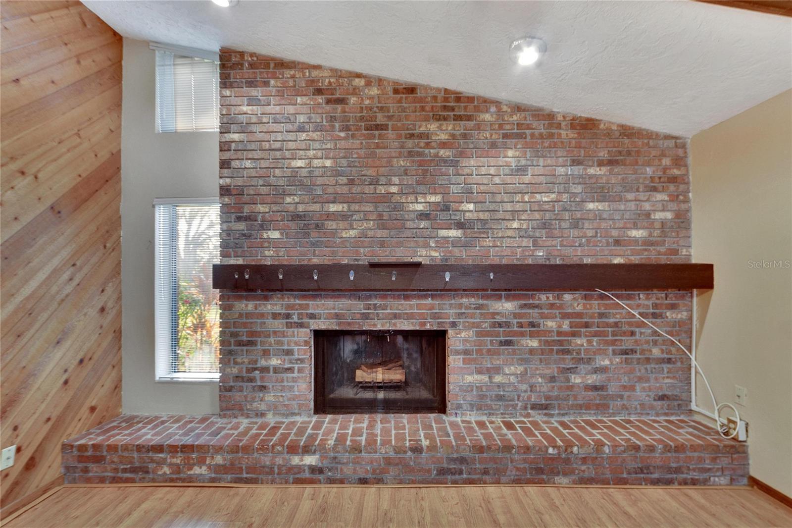 1903 COUNTRY CLUB CT, PLANT CITY, FL, 33566