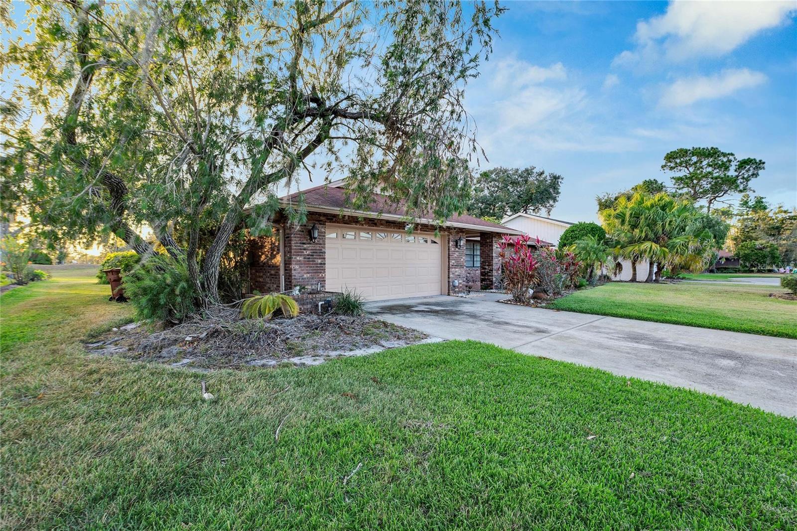 1903 COUNTRY CLUB CT, PLANT CITY, FL, 33566