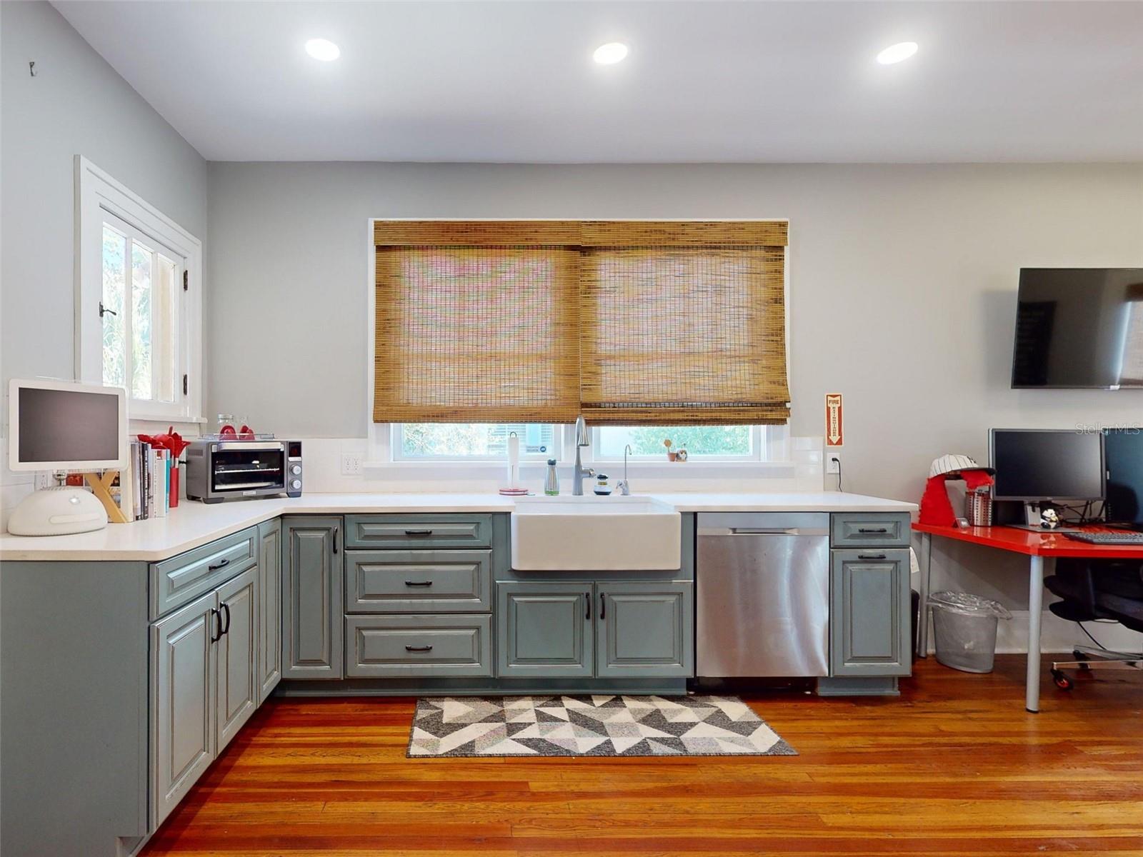 215 WASHINGTON ST, NEW SMYRNA BEACH, FL, 32168