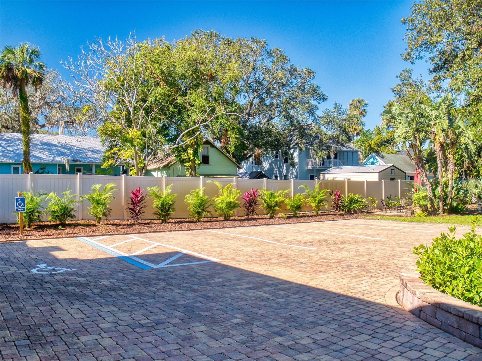 215 WASHINGTON ST, NEW SMYRNA BEACH, FL, 32168