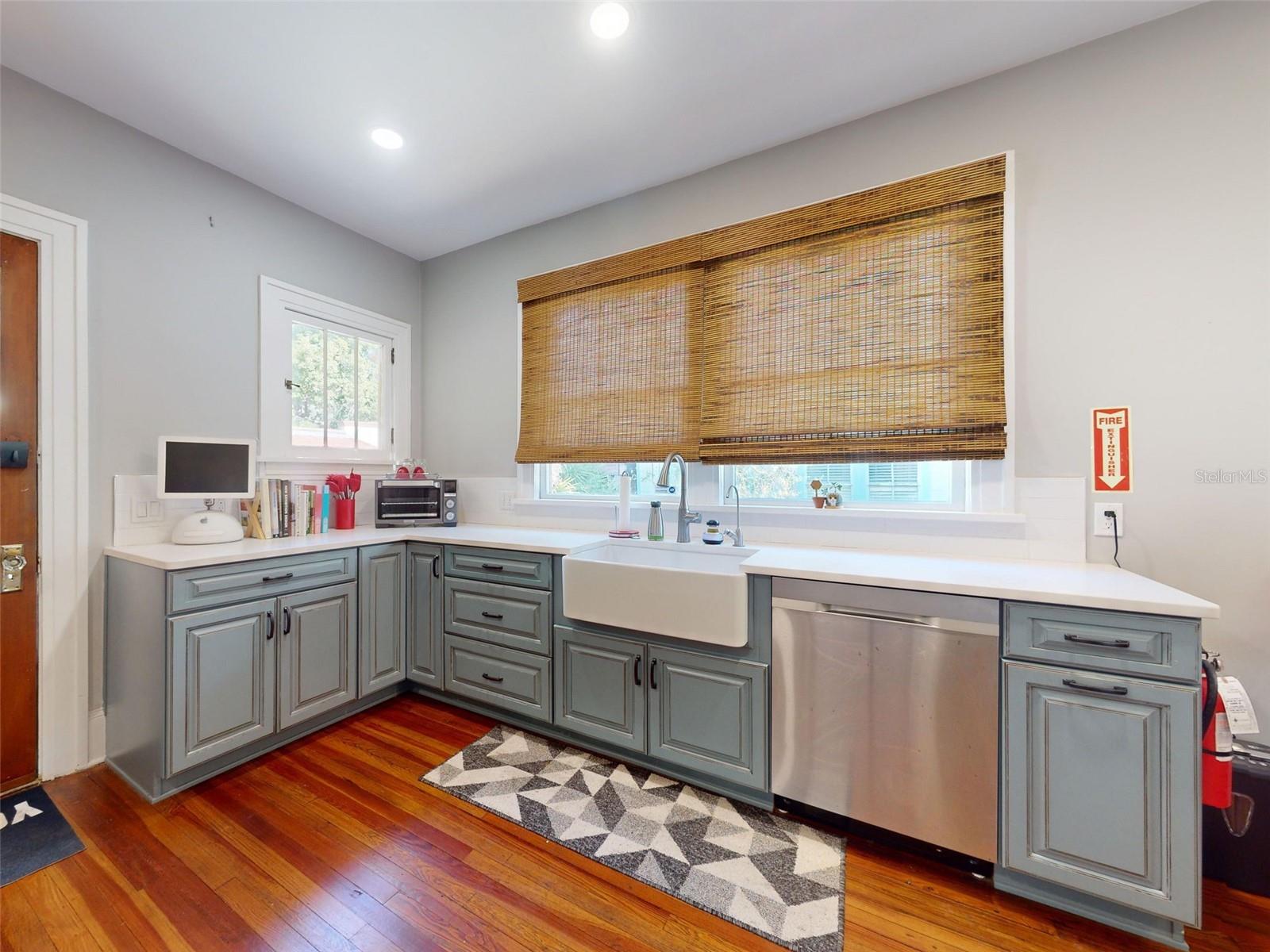 215 WASHINGTON ST, NEW SMYRNA BEACH, FL, 32168