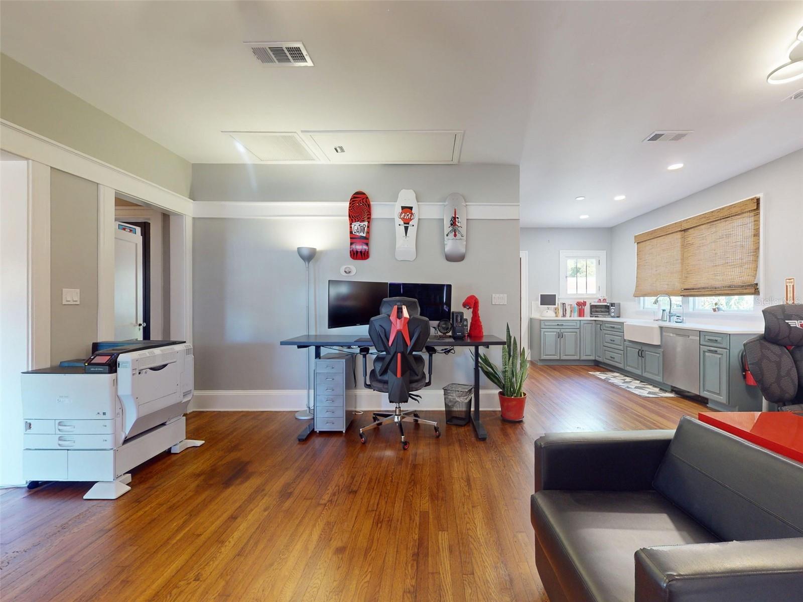 215 WASHINGTON ST, NEW SMYRNA BEACH, FL, 32168