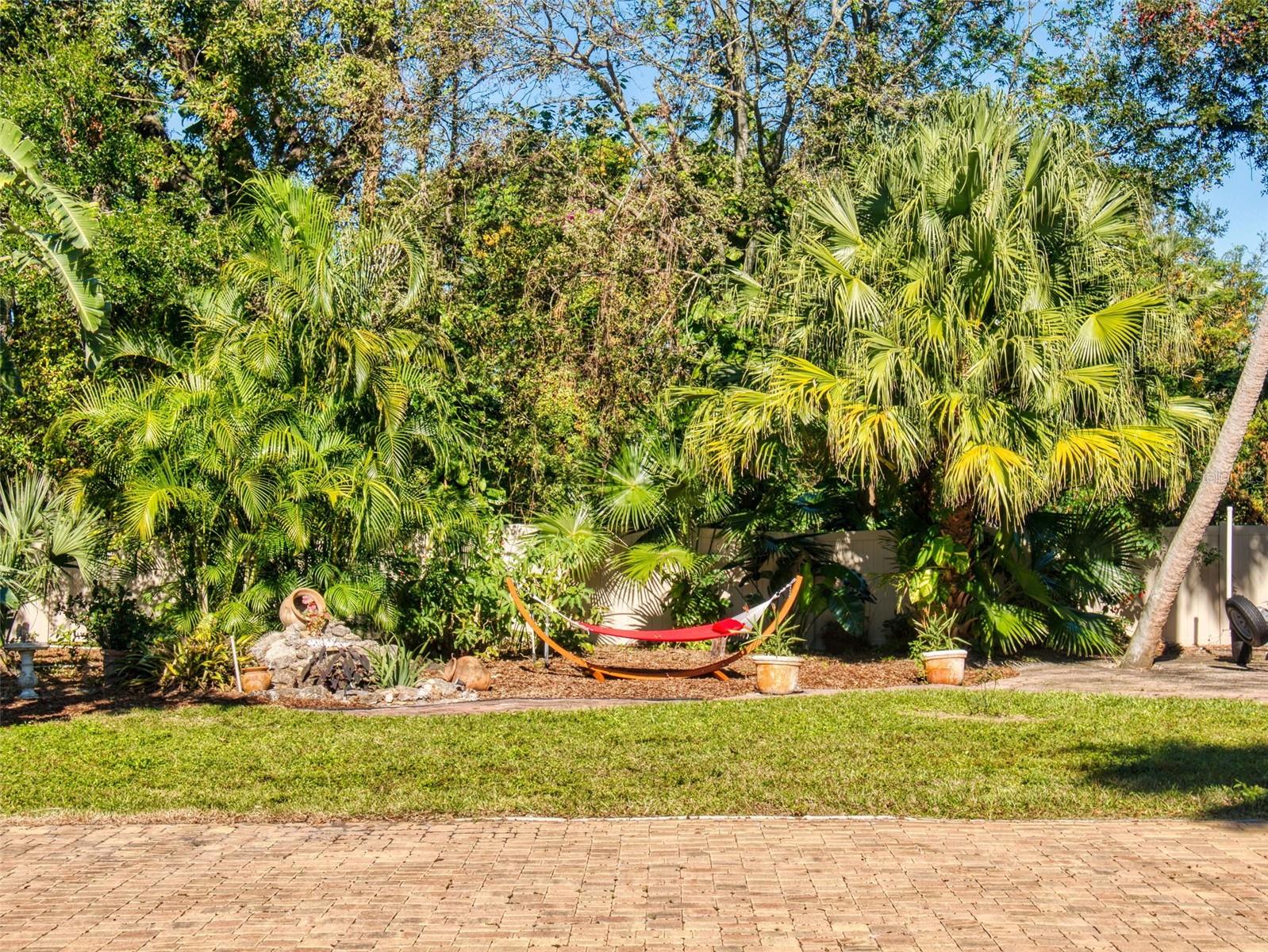 215 WASHINGTON ST, NEW SMYRNA BEACH, FL, 32168