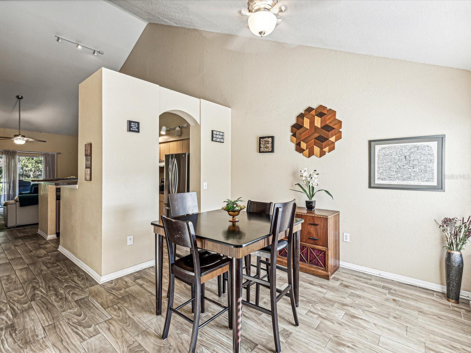 3653 KINGS RD #102, PALM HARBOR, FL, 34685