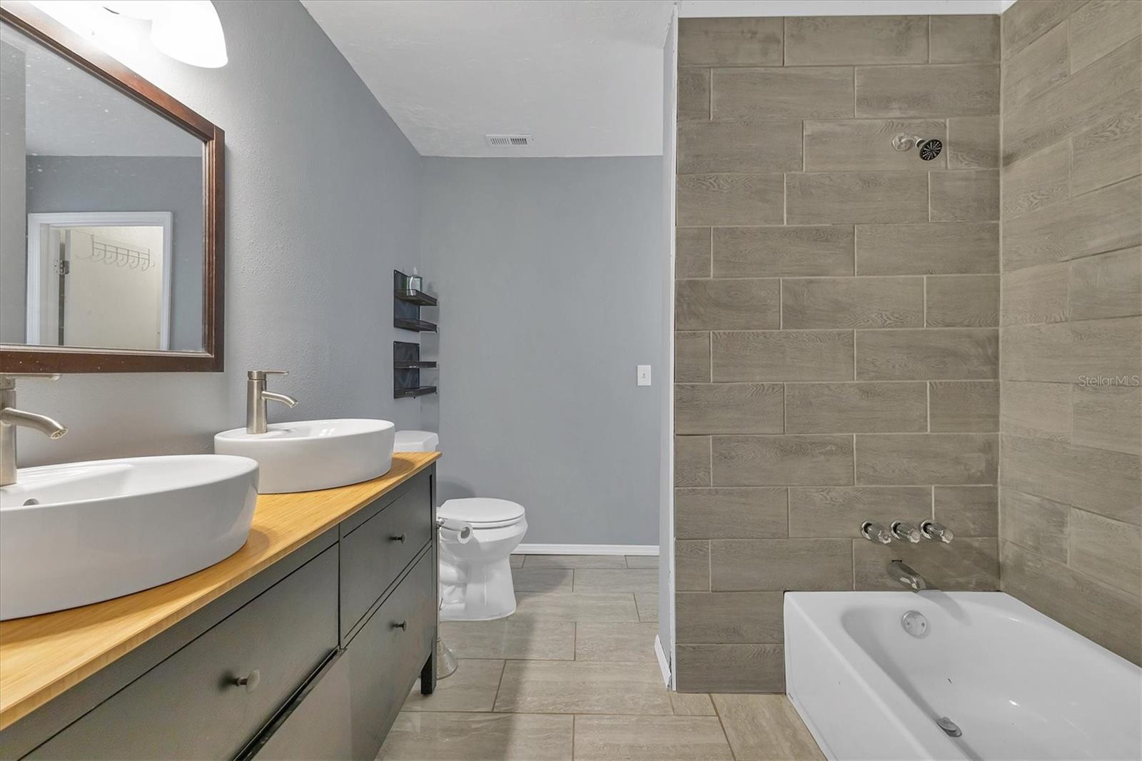 1040 31ST ST E, PALMETTO, FL, 34221