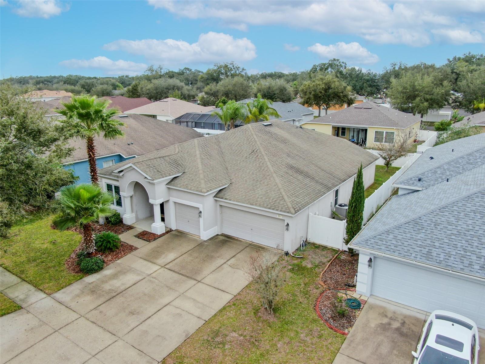 2044 HEARTLAND CIR, VALRICO, FL, 33594