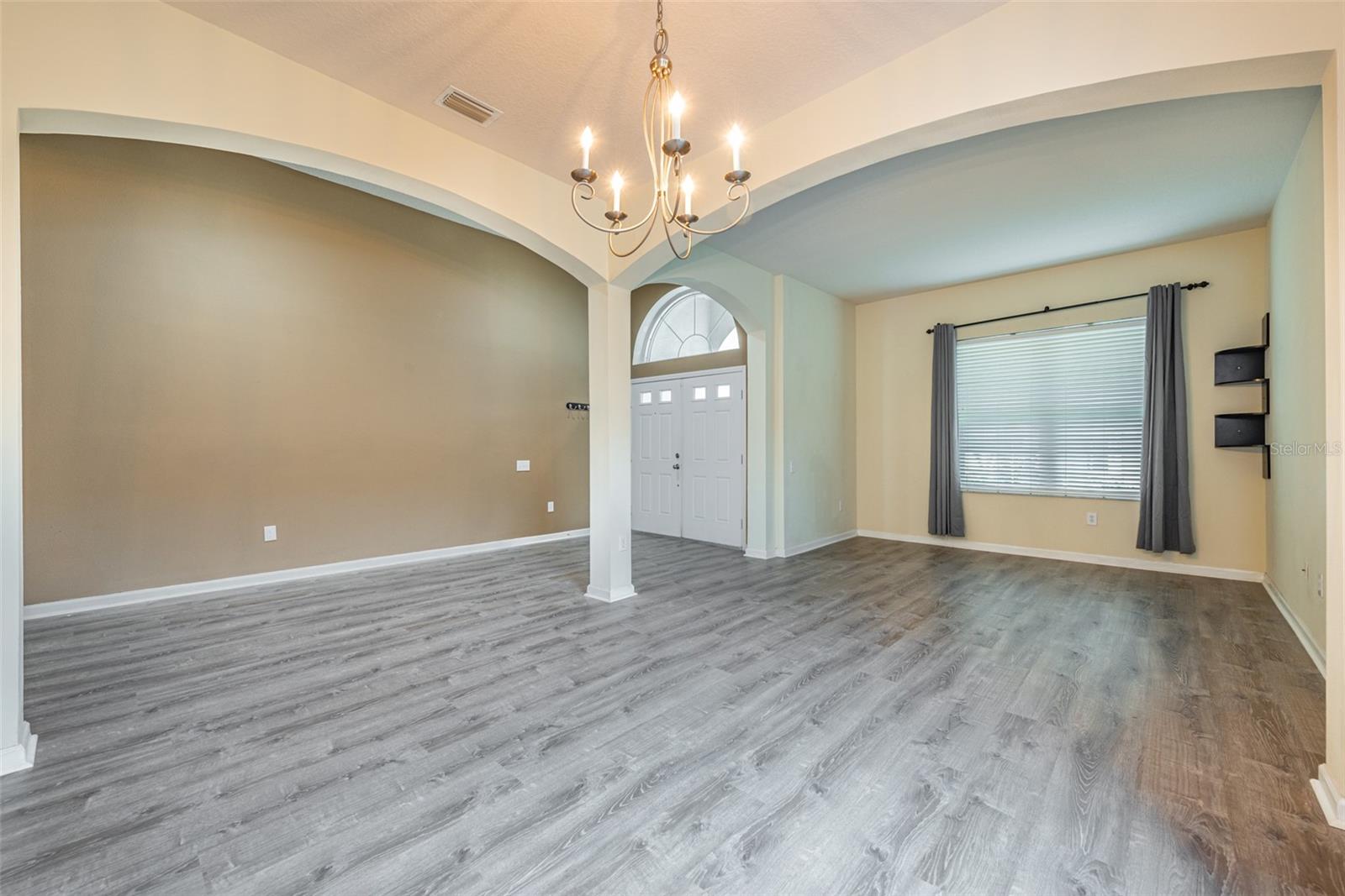 2044 HEARTLAND CIR, VALRICO, FL, 33594