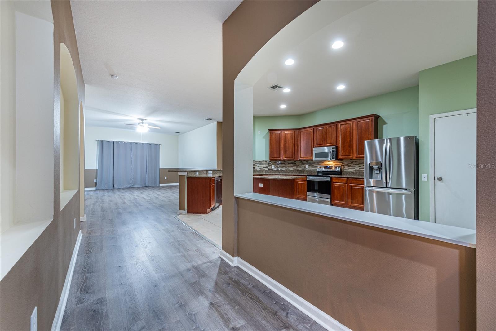 2044 HEARTLAND CIR, VALRICO, FL, 33594