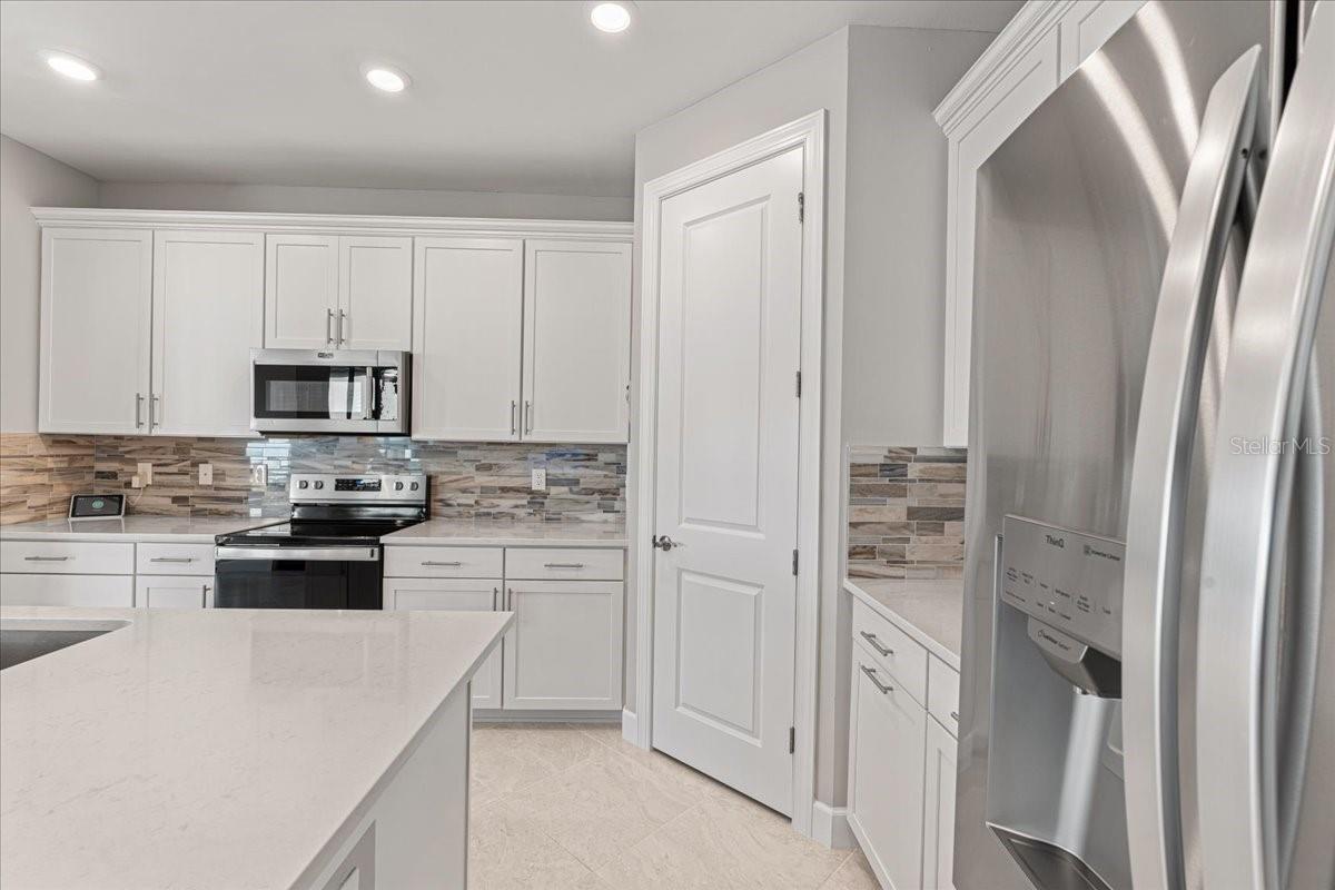 2462 GABEL OAK DR, NORTH PORT, FL, 34289