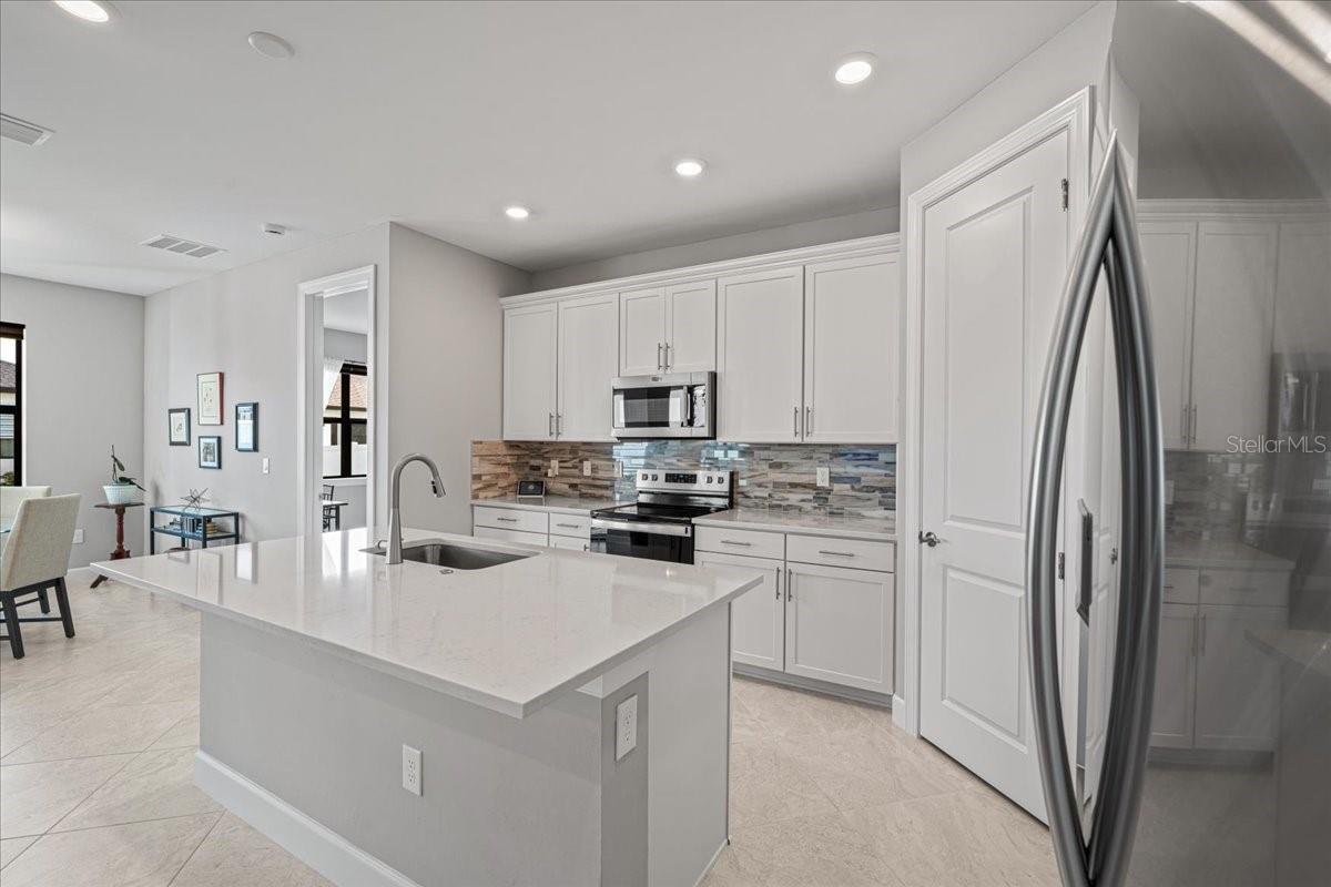 2462 GABEL OAK DR, NORTH PORT, FL, 34289