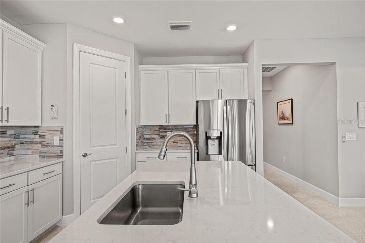 2462 GABEL OAK DR, NORTH PORT, FL, 34289