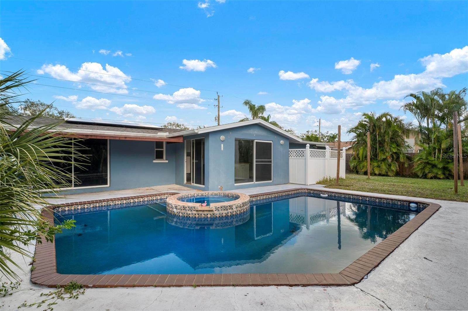 2332 PINEHURST ST, SARASOTA, FL, 34231