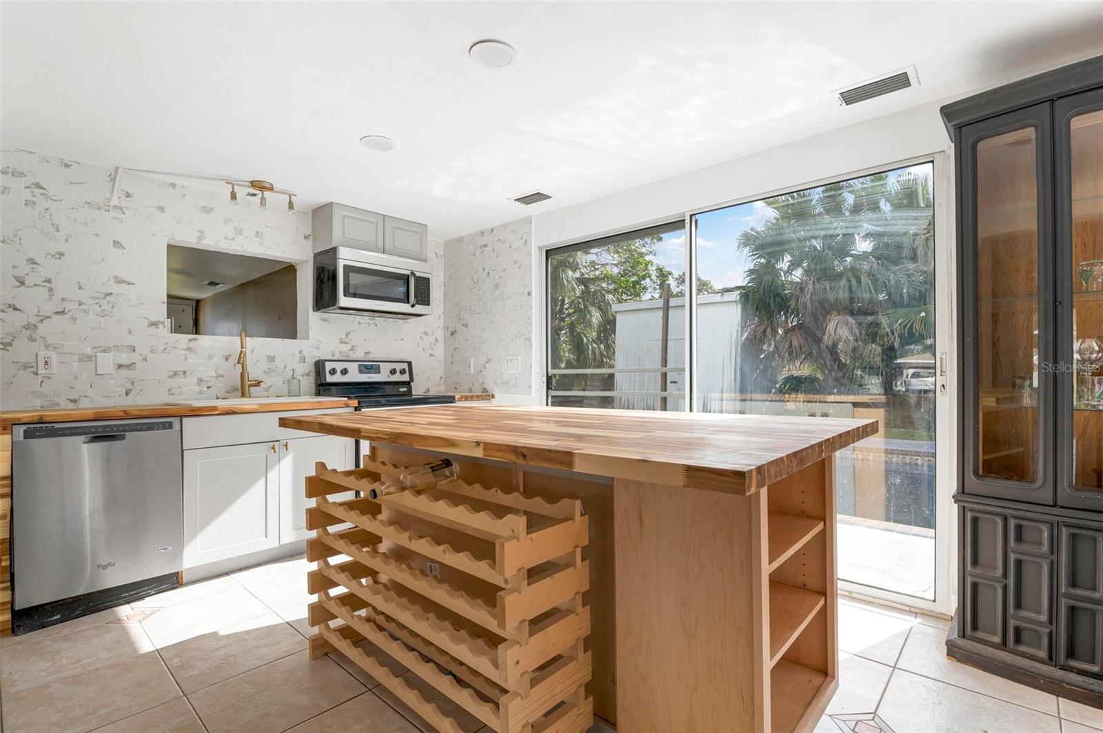 2332 PINEHURST ST, SARASOTA, FL, 34231