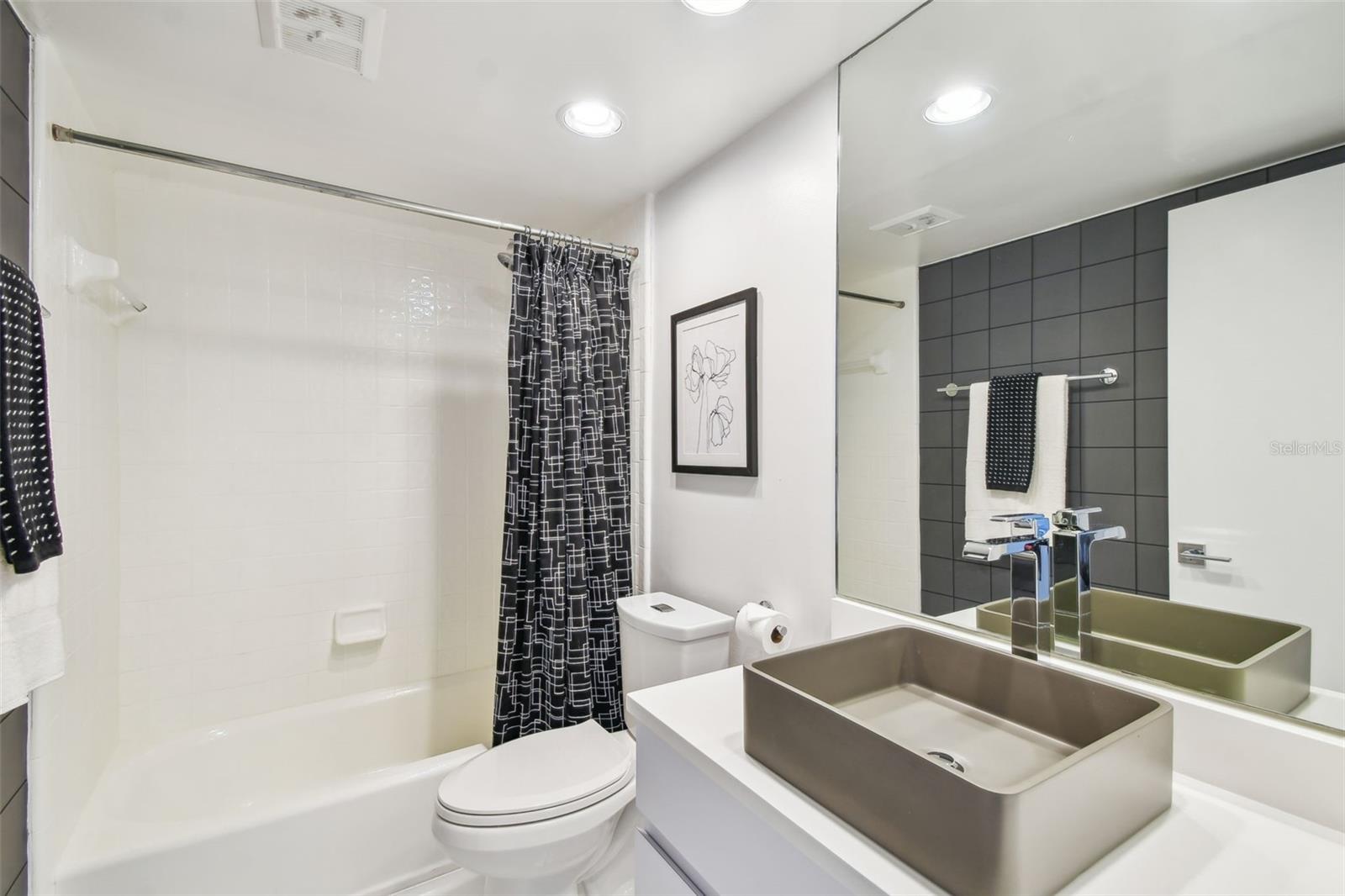 4220 FAIRWAY RUN #0, TAMPA, FL, 33618