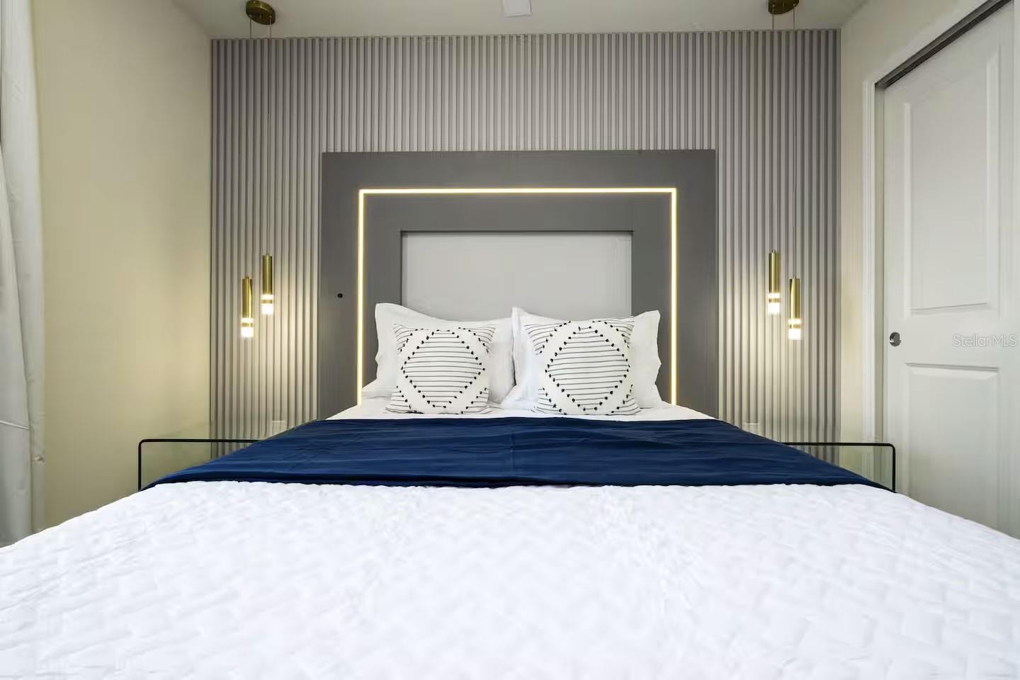 4294 LANA AVE, DAVENPORT, FL, 33897