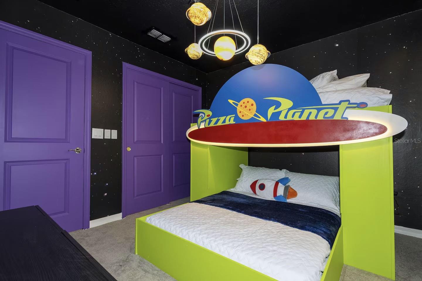 4294 LANA AVE, DAVENPORT, FL, 33897