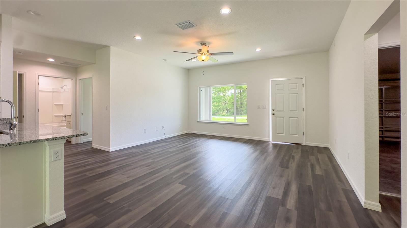 122 MALAUKA LOOP, OCKLAWAHA, FL, 32179
