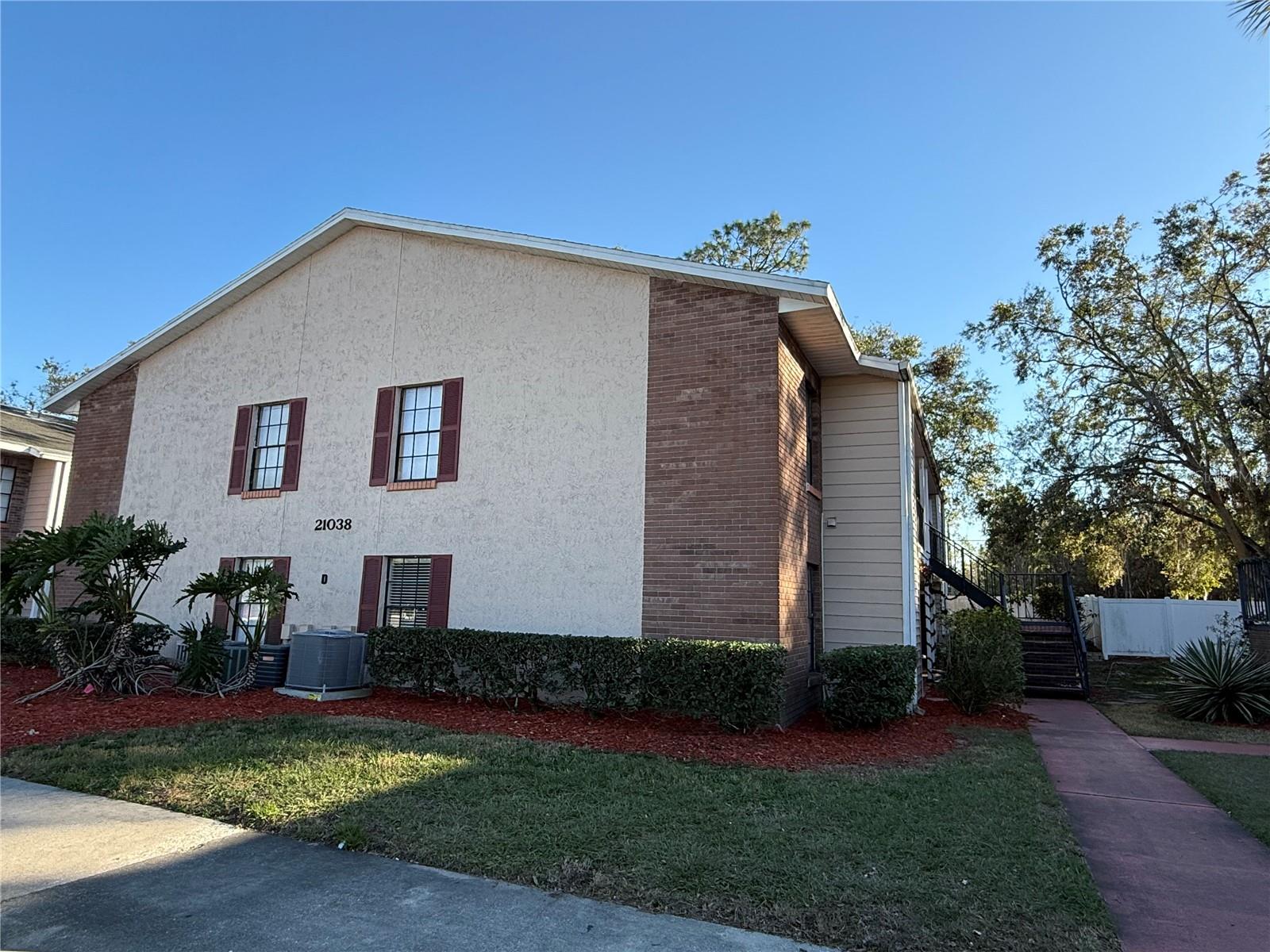 21038 VOYAGER BLVD #4, LAND O LAKES, FL, 34638