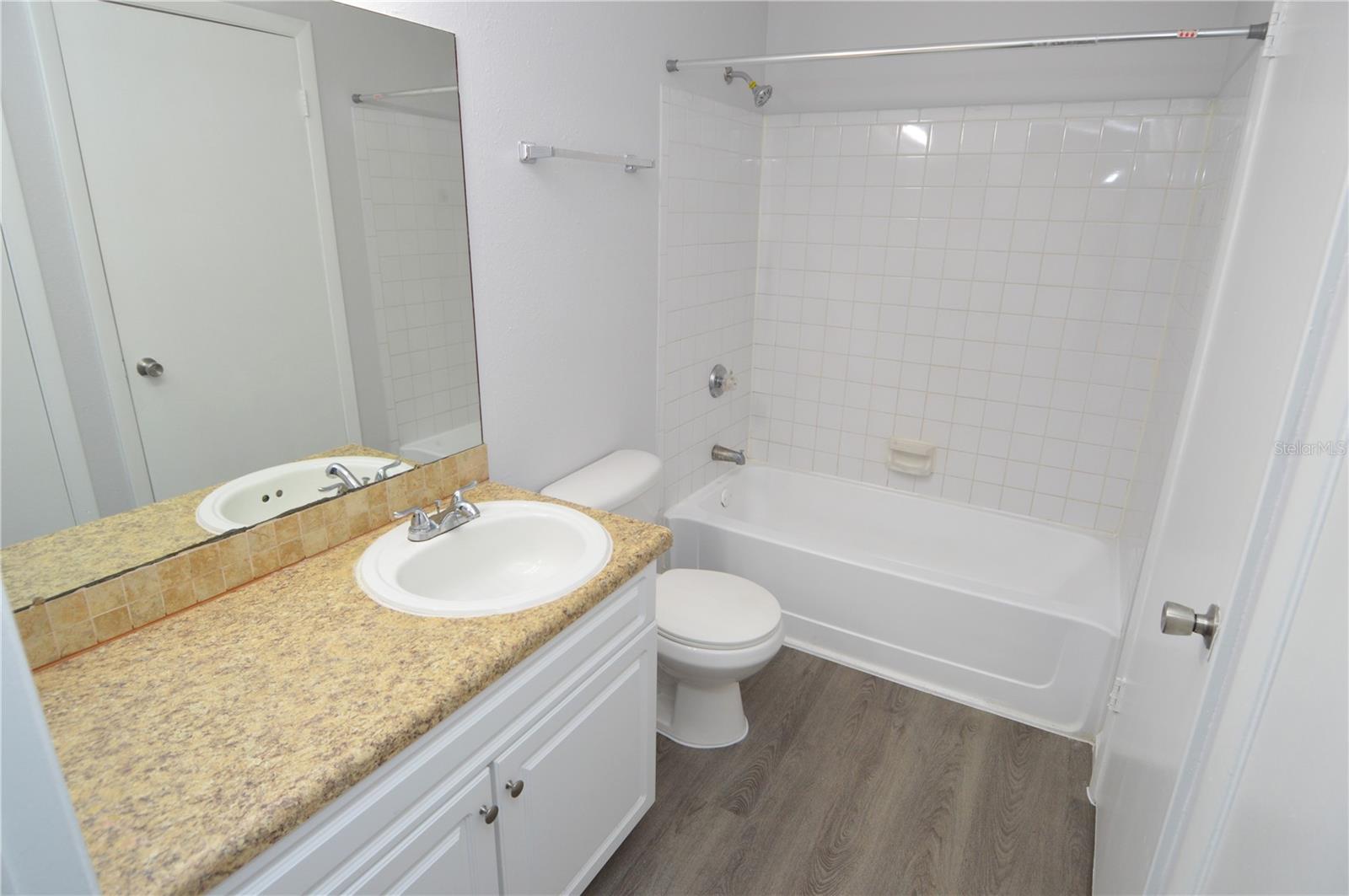 8630 MALLARD RESERVE DR #102, TAMPA, FL, 33614
