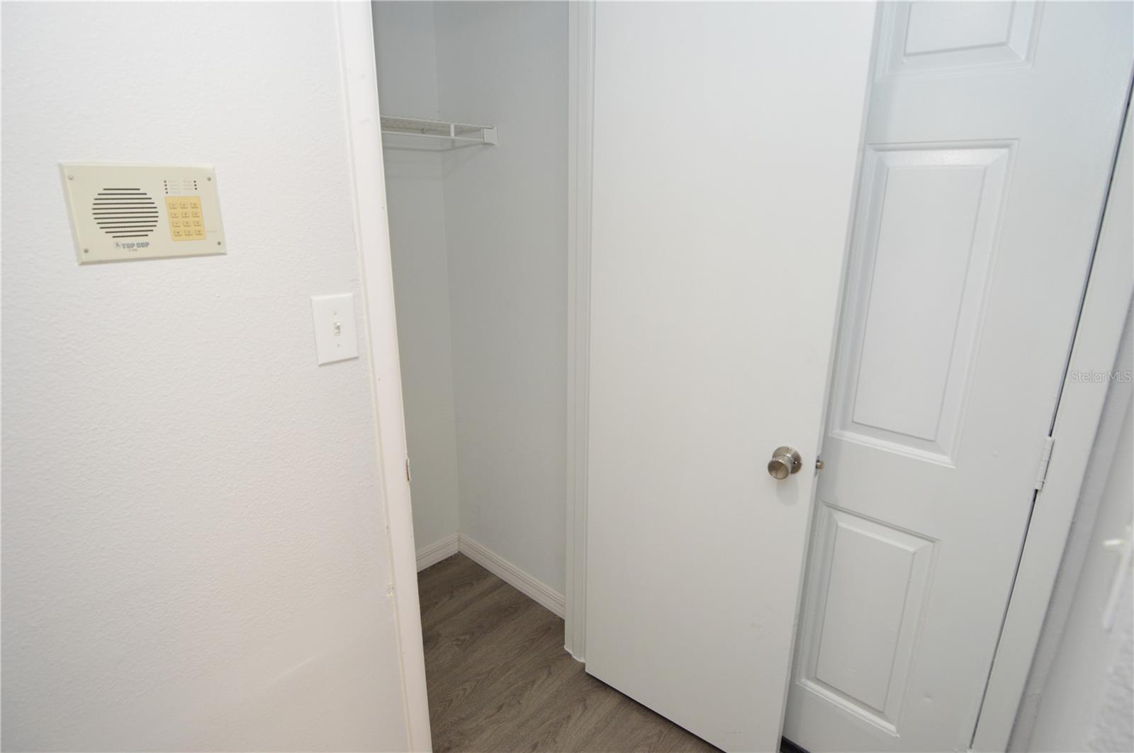 8630 MALLARD RESERVE DR #102, TAMPA, FL, 33614