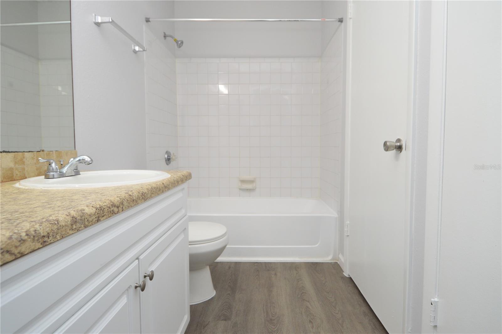 8630 MALLARD RESERVE DR #102, TAMPA, FL, 33614
