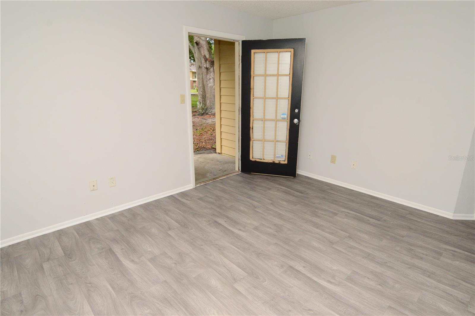 8630 MALLARD RESERVE DR #102, TAMPA, FL, 33614